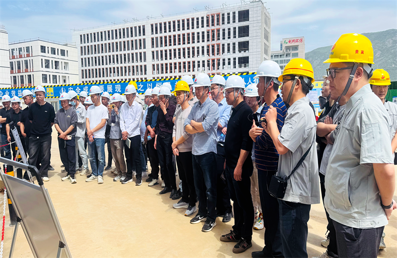 2025年4月17日，由莆田市涵江区住房和城乡建设局主办、DG视讯三建承办的钢筋安装工程质量防控现场交流会在联东U谷·涵江海峡智造产业谷一期成功召开。